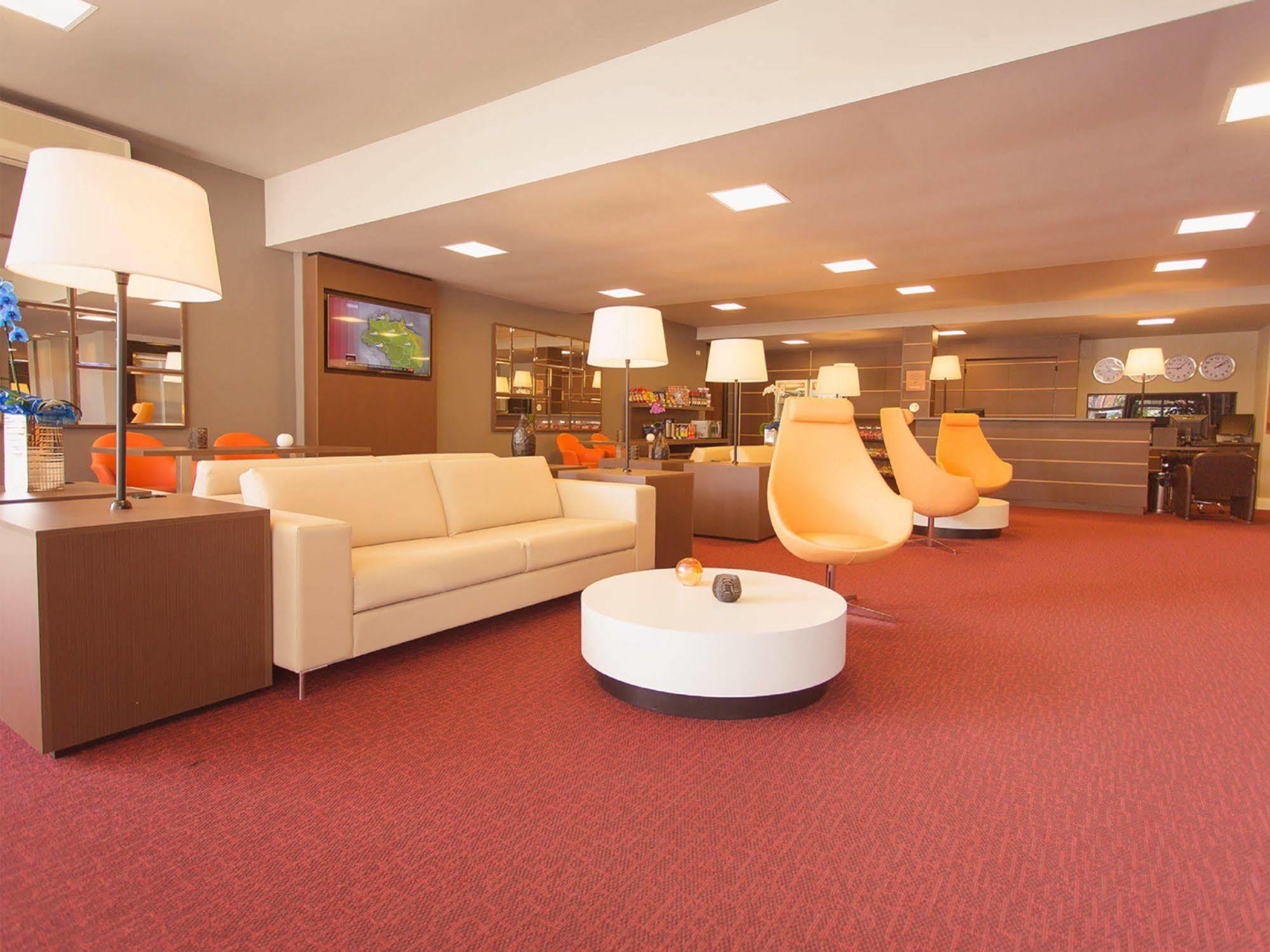 Hotel 10 Dourados Dış mekan fotoğraf